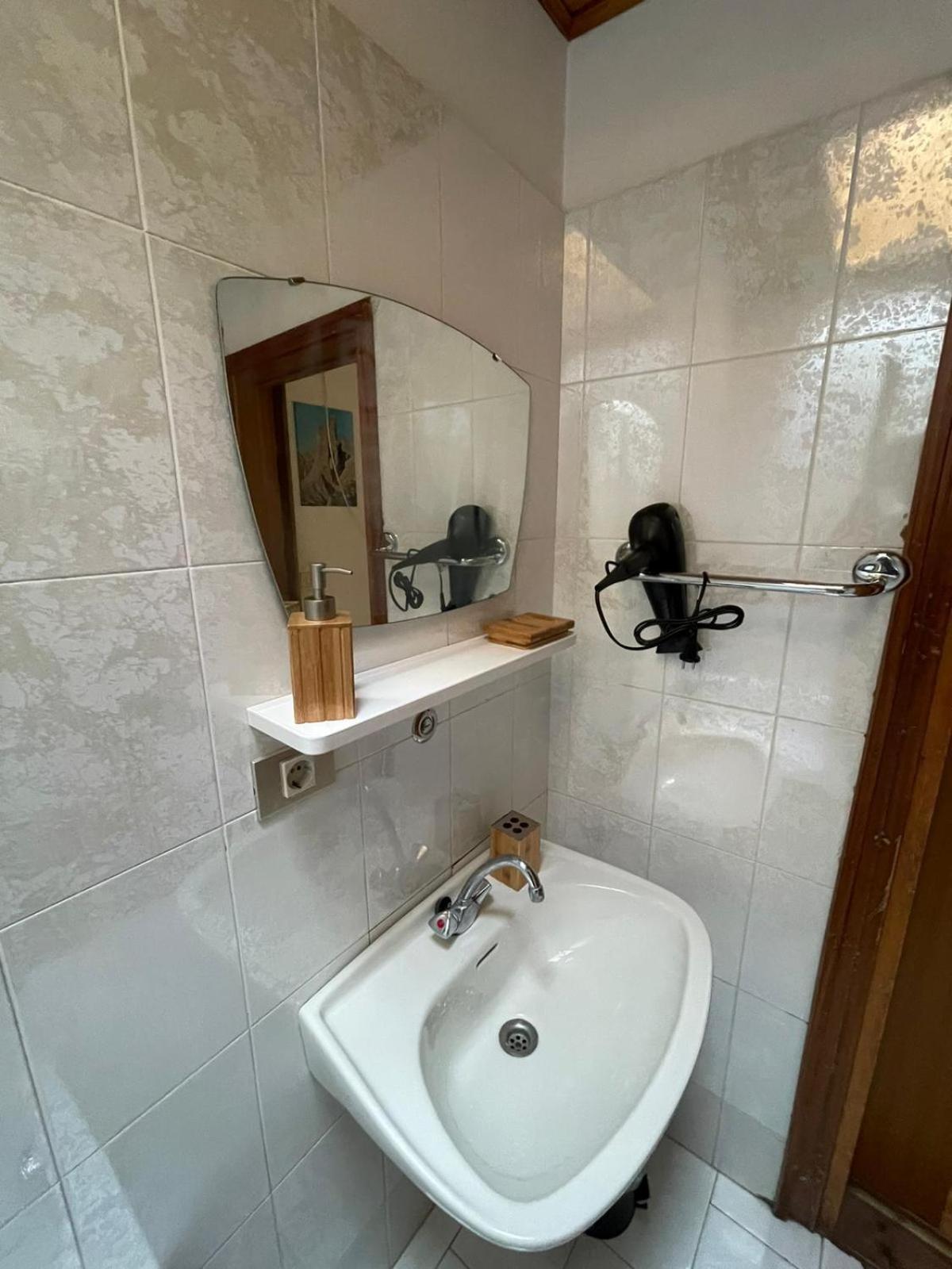 Hotel Picchio Rosso - Stanza Privata Con Bagno In Val Di Fassa Pera Zewnętrze zdjęcie