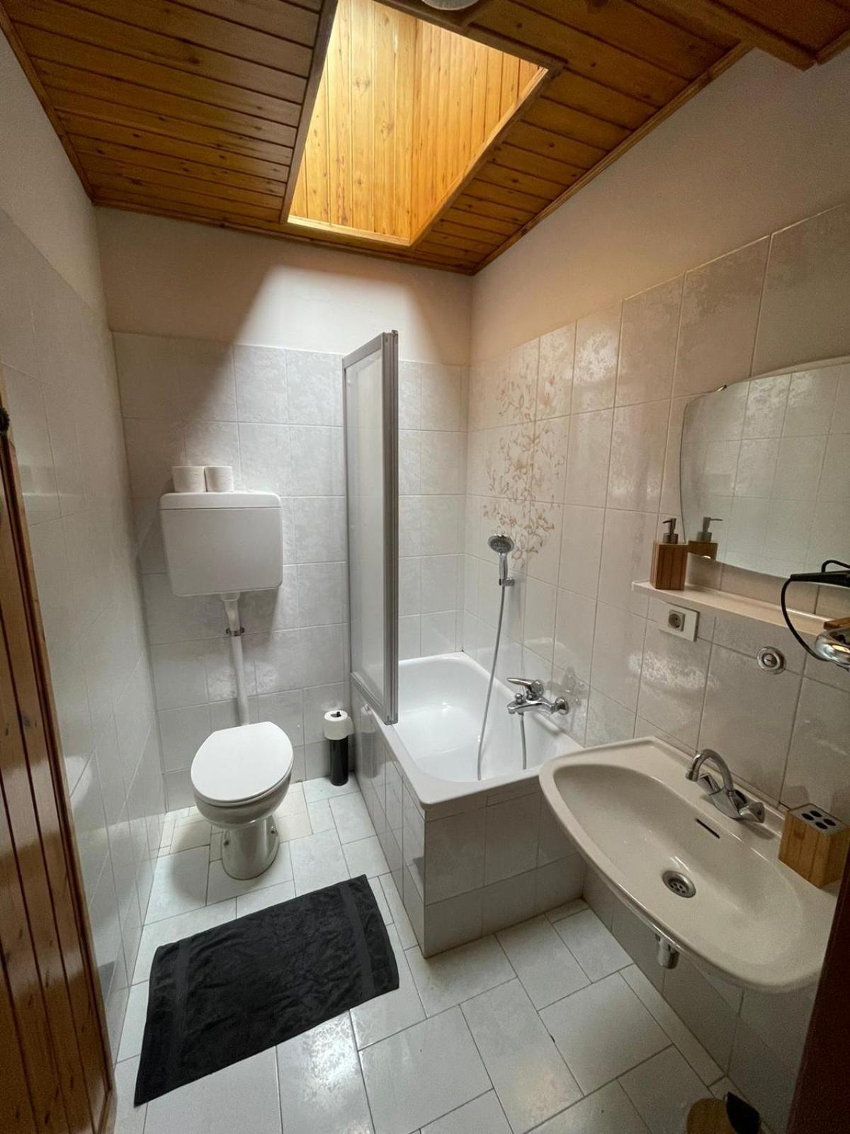 Hotel Picchio Rosso - Stanza Privata Con Bagno In Val Di Fassa Pera Zewnętrze zdjęcie